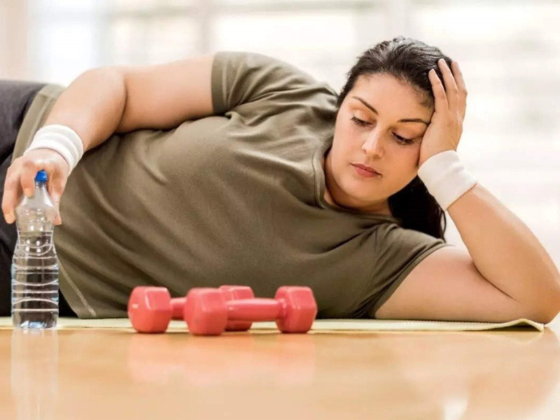 ba-thoi-quen-truoc-khi-ngu-dang-rut-ngan-tuoi-tho-cua-ban