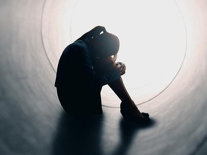 be-gai-ha-noi-12-tuoi-that-co-qua-doi-vi-tram-cam-khong-ai-biet