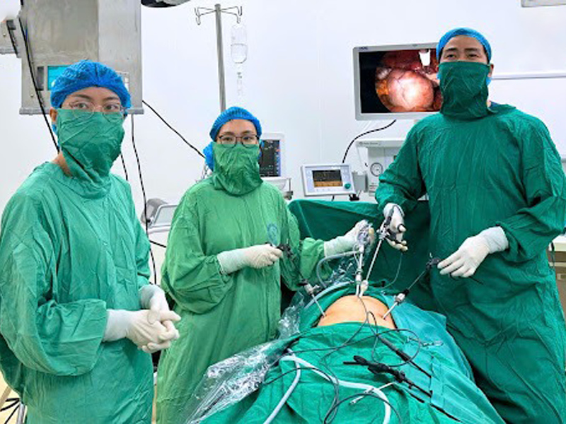 nguoi-phu-nu-ha-noi-bi-vo-thai-18-tuan-chay-3-lit-mau