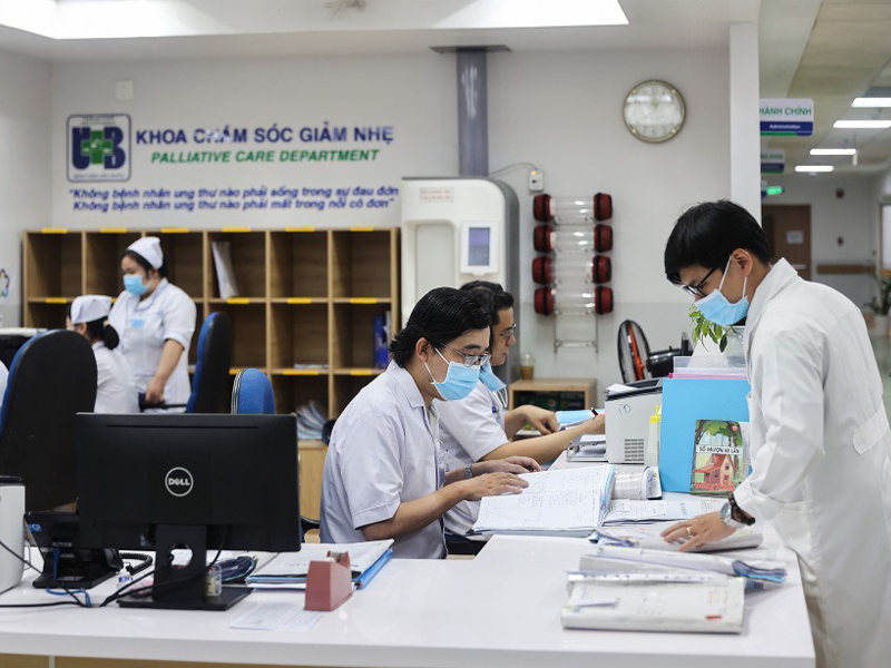 tp-hcm-4-thang-101-phan-anh-cua-dan-qua-ung-dung-y-te-truc-tuyen